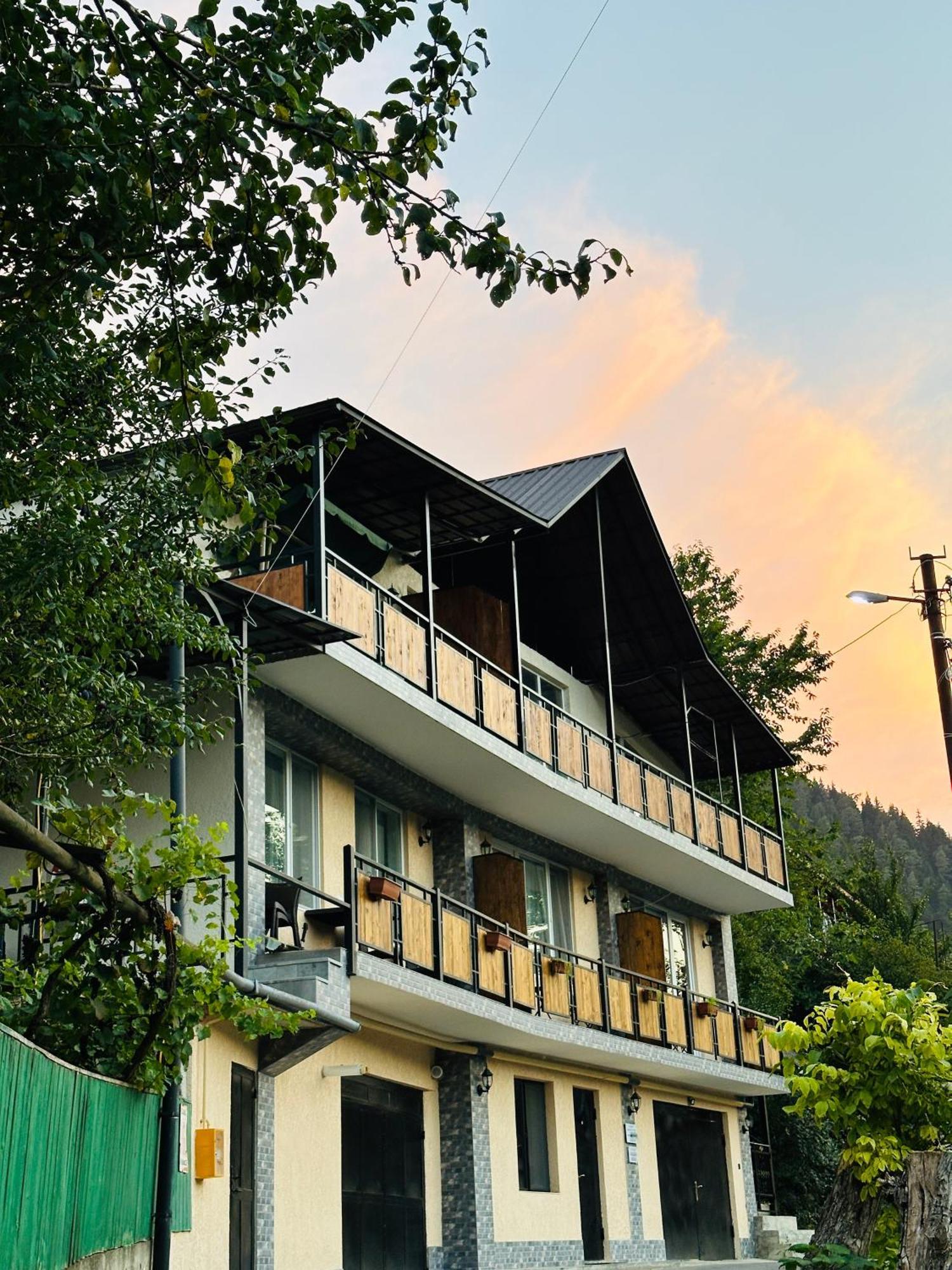 Woodland Borjomi Hotel Exterior foto